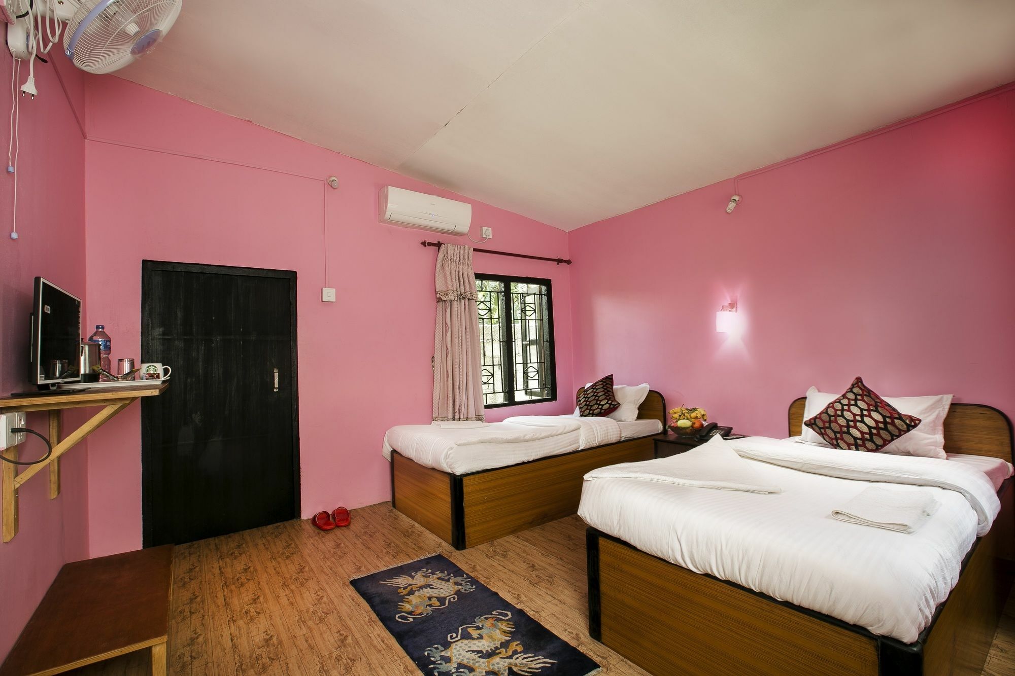 Sauraha Nana Hotel Exterior foto